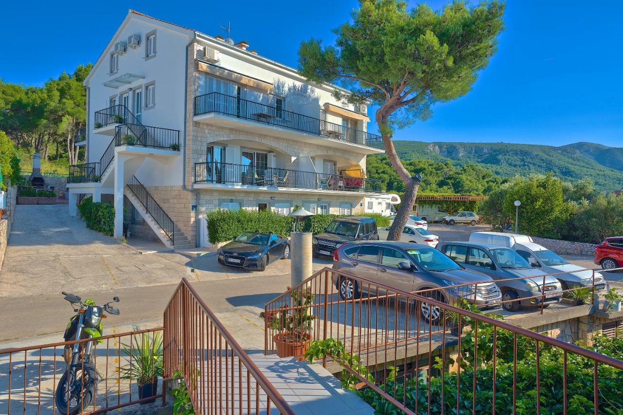 Apartment Nela Kalina Jelsa  Exterior foto